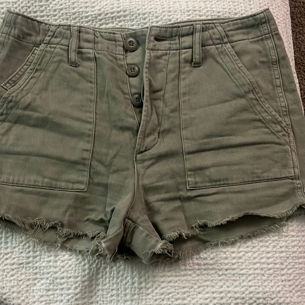 Short American eagle